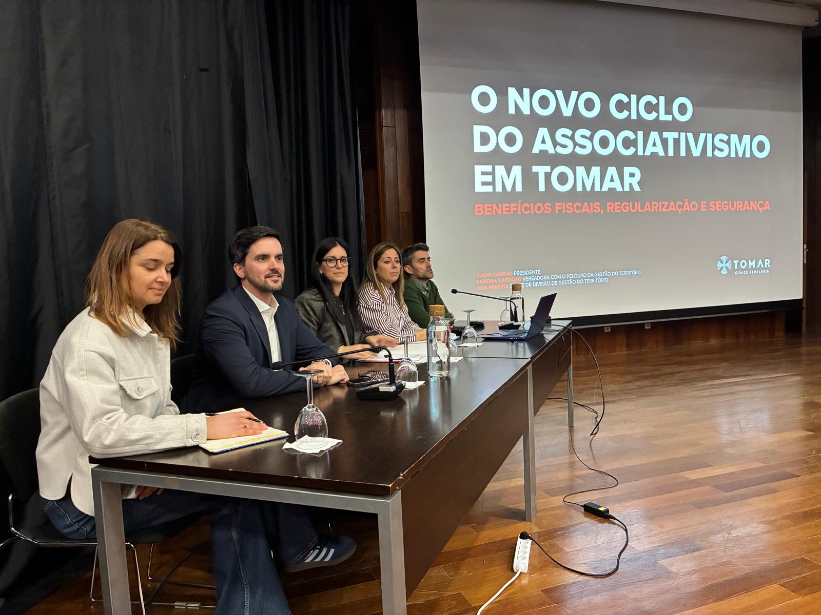 Sessão de esclarecimento dedicada à regularização das sedes das associações e clubes