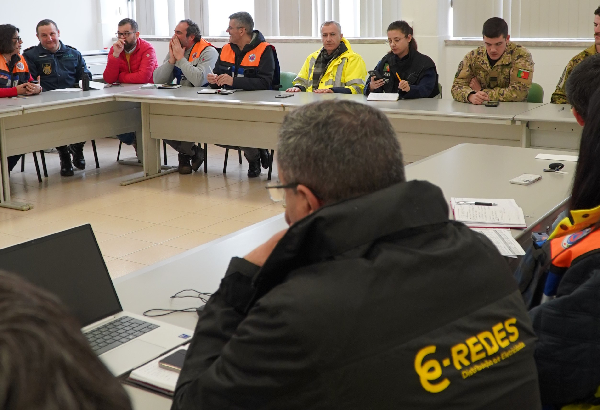 Município de Tomar realiza reunião de Proteção Civil dedicada ao restabelecimento da energia elétrica
